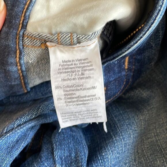Madewell sz 25 distressed high rise skinny jeans with release hem. Like new. - Picture 9 of 9